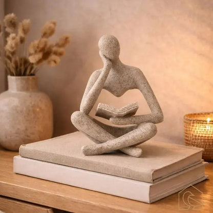 Dekorative Figur der Ruhe - zeitlose Wohnfigur für entspannte Räume - Heimecke.eu