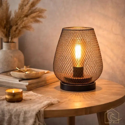 Gitter Tischlampe - warmes Stimmungslicht für Wohn- & Schlafzimmer - Heimecke.eu